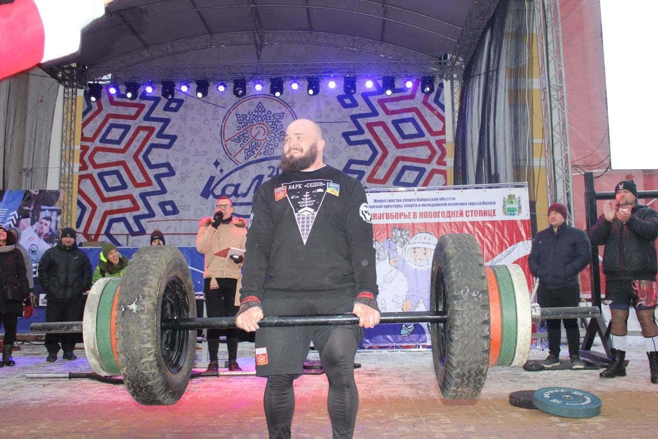 Леон Мирошник тяга акселя 280 кг на 10 повторений